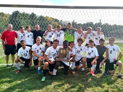 Herron boys soccer: From winless to sectional champs