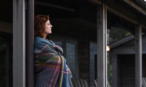 Susan Sarandon brings ALS to light in 'Blackbird'