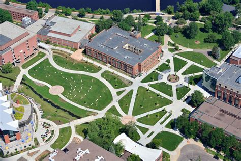 UWEC Central Campus Design_Aerial5_TBO_0777 - Ayres Associates