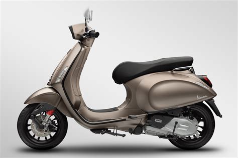 Vespa Sprint S phiên bản mới ra mắt với màn hình điện tử TFT