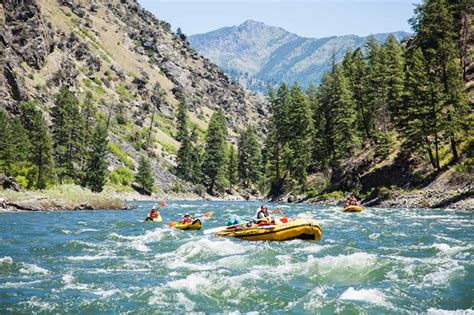 2019 Salmon River Trip | America Outdoors