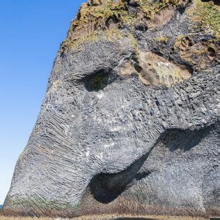 Where is Elephant Rock in Iceland? how can you see it?