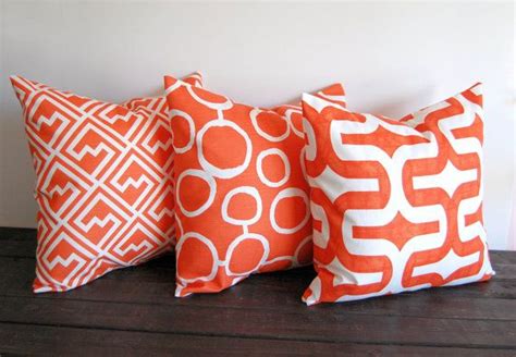 Orange throw pillow covers set of three 16 x 16 by ThePillowPeople, $48.00 | Almohadones, Tiendas