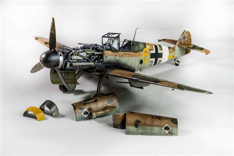 Trumpeter 1/32 Messerschmitt Bf 109G-2/TROP | Large Scale Planes