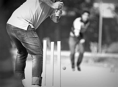 Download Cricket Players Black And White Wallpaper | Wallpapers.com