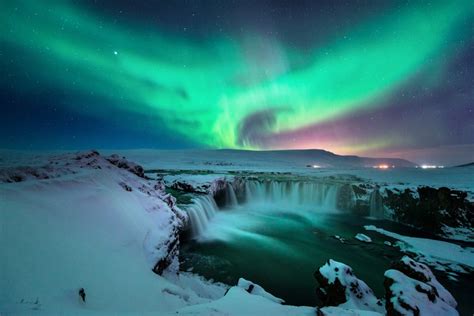 Iceland in March: Weather & Activities