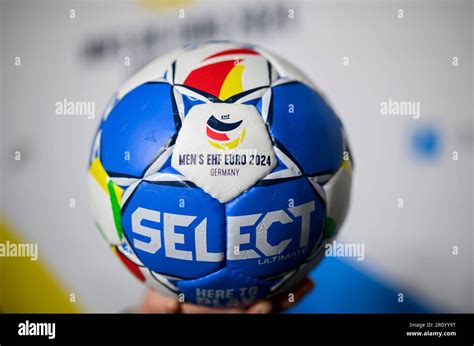 Feature, the ball of the EM from Select, ball, handball, draw for the European Championship 2024 ...