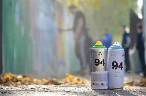 10+ Best Spray Paint Graffiti - LorettaGiorgi