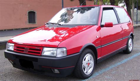 Fiat Uno Turbo i.e. Fiat Uno, Rat Hod, Car Paint Jobs, Fiat Abarth, Car Engine, Car Painting ...