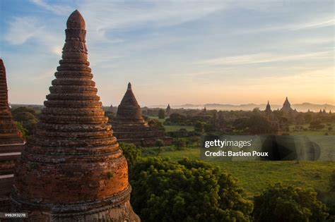 Bagan Temples Myanmar High-Res Stock Photo - Getty Images