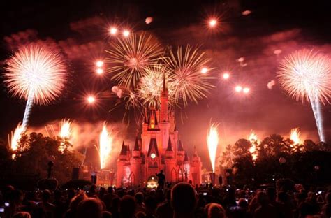 Disney Parks After Dark: Fireworks at Walt Disney World Resort | Disney Parks Blog