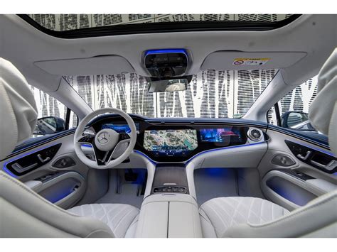 2023 Mercedes-Benz EQS Sedan: 37 Interior Photos | U.S. News