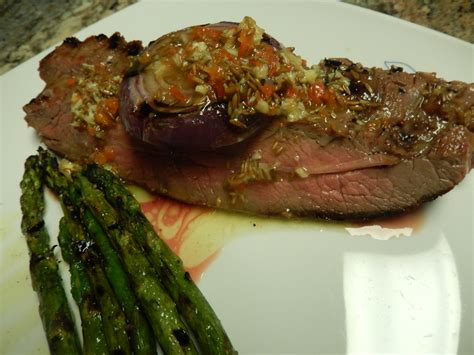 Pepper Heat in the Summer Heat – Mojo-Marinated Flank Steak | Why Go Out To Eat?