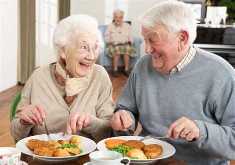 Call for mandatory screening to cut the risk of malnutrition in older people