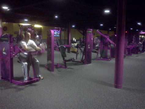 Planet Fitness - Great Neck, NY | A Planet Fitness gym at Th… | Flickr