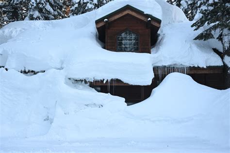 Some California residents could be snowed in for a week | PBS News