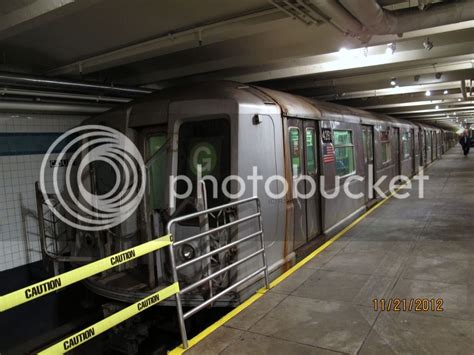 R40 Slants Rusting away (Transit Museum) 11/21/12 - Subway Photos ...