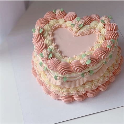 pink heart cake | Pretty birthday cakes, Cute birthday cakes, Vintage cake