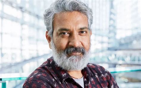 SS Rajamouli’s 'Mera Bharat Mahaan' Speech At HCA Awards WINS Internet! Filmmaker’s Speech Will ...