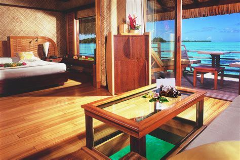 Best Overwater Bungalows in Bora Bora for your Honeymoon