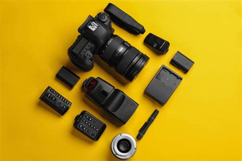 12 Important DSLR Camera Accessories You Should Have in Your Bag - Photo Video Lounge