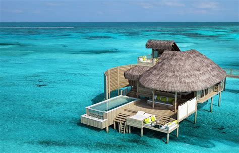 Maldives Luxury Resorts