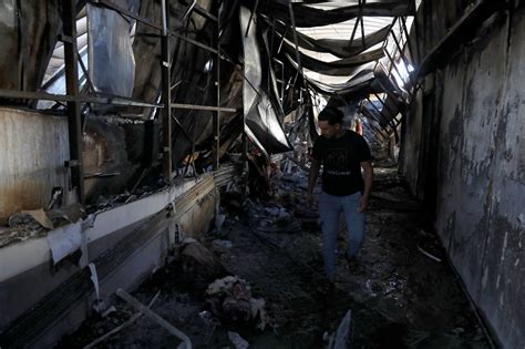 Fire at Iraqi COVID-19 hospital kills dozens | Daily Sabah