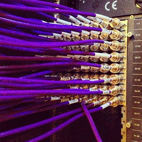 Standard cable colors in a datacenter? : r/cableporn