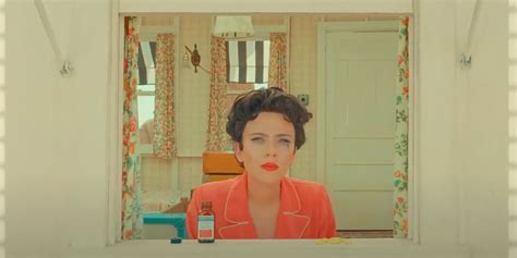 'Asteroid City' Review: Wes Anderson Goes All-In on Style