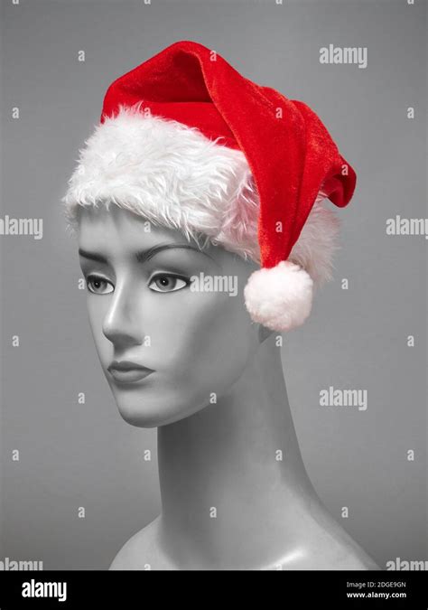 Santa claus mannequin hi-res stock photography and images - Alamy