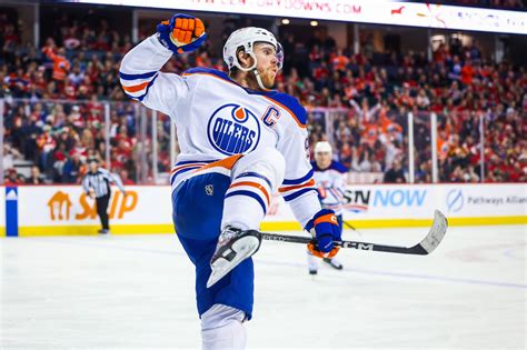 Connor McDavid stats: How many points does Oilers C have this season? - DraftKings Nation