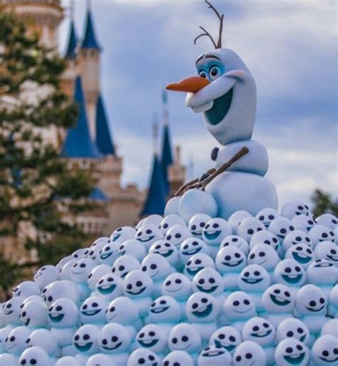 Pin by Katherine Smith on Disney olaf in 2023 | Disney olaf, Frozen wallpaper, Olaf frozen