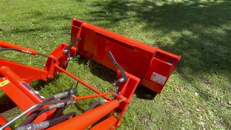 Kubota L2501 tractor LA525 loader install the accessory L2130 bucket ...