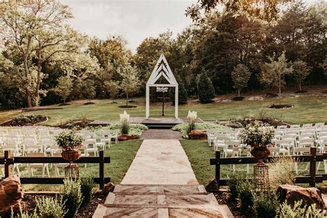 23 Romantic Texas Wedding Venues | See Prices