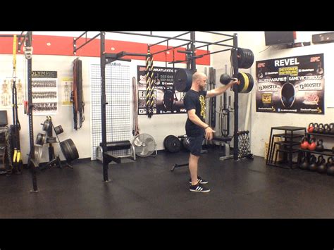 Technique Tuesday: 2 Quick Tips for the Kettlebell Snatch - Beyond Strength