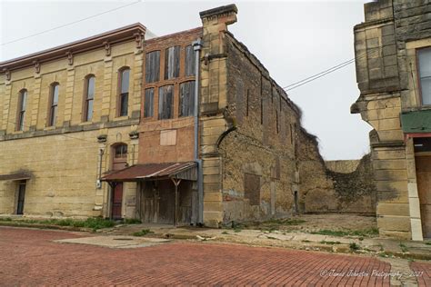 Pictures of Downtown Honey Grove, Texas - James Johnston