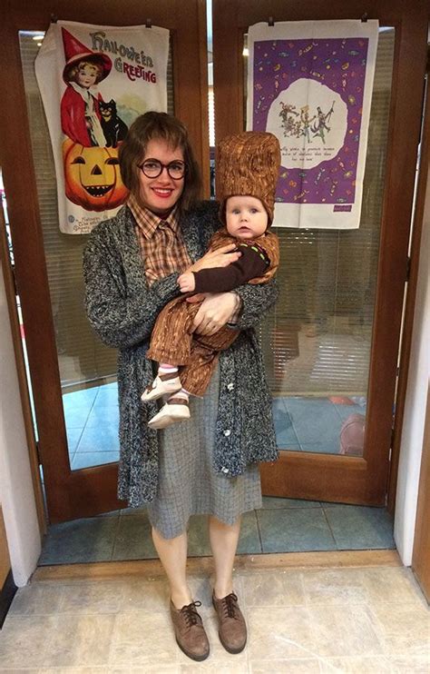 ClaireSanders.net: Halloween 2016: Twin Peaks Log Lady & Log costume | Twin halloween, Crazy ...