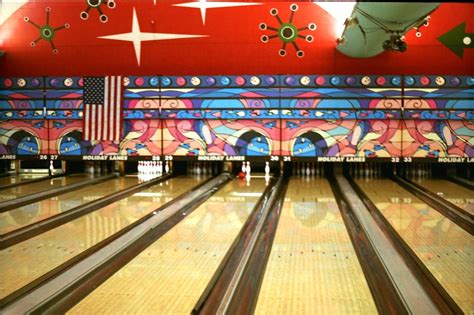 Holiday Lanes Bowling Alley | Steve Snodgrass | Flickr
