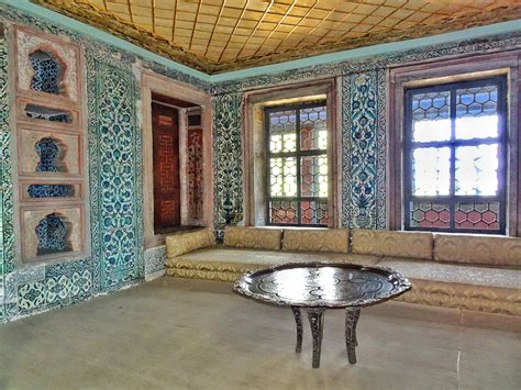 The Topkapi Palace and its Harem; the sultan's heaven on earth in ...