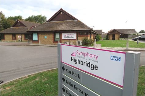 Highbridge Medical Centre speaks out on '3-week wait' for appointments