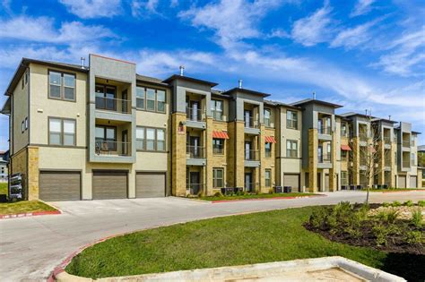 BSR acquires Texas apartment complex for $51.6 million - Talk Business & Politics