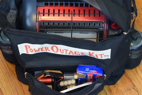 What Should Be In A Power Outage Kit? - Survival Prepper | Power outage kit, Emergency ...