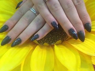 Acrylic nails with black Matt gel polish glitter dust on r… | Flickr