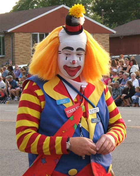 File:Colorful Clown 3.jpg - Wikimedia Commons