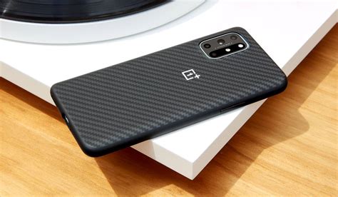 OnePlus 8T Karbon Bumper Case