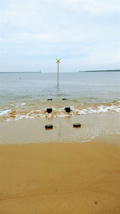 Life's A Beach.: LITTLE HAVEN BEACH SOUTH SHIELDS 22 01 17. AND A NEW BOOK.