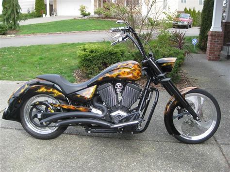 Buy 2005 Victory Vegas 8-Ball *Custom* on 2040-motos