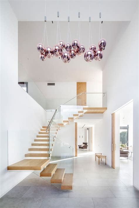 Floating Wood Staircase / Zest Architecture