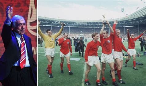 Gordon Banks: How England legend stuck up for heroes of 1966 World Cup win | Football | Sport ...