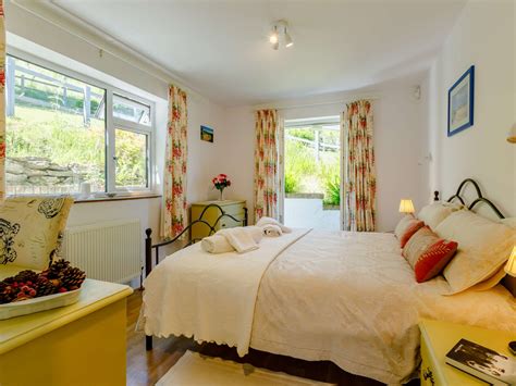 Dorset Hot Tub Cottage, Bridport | Beach Stays